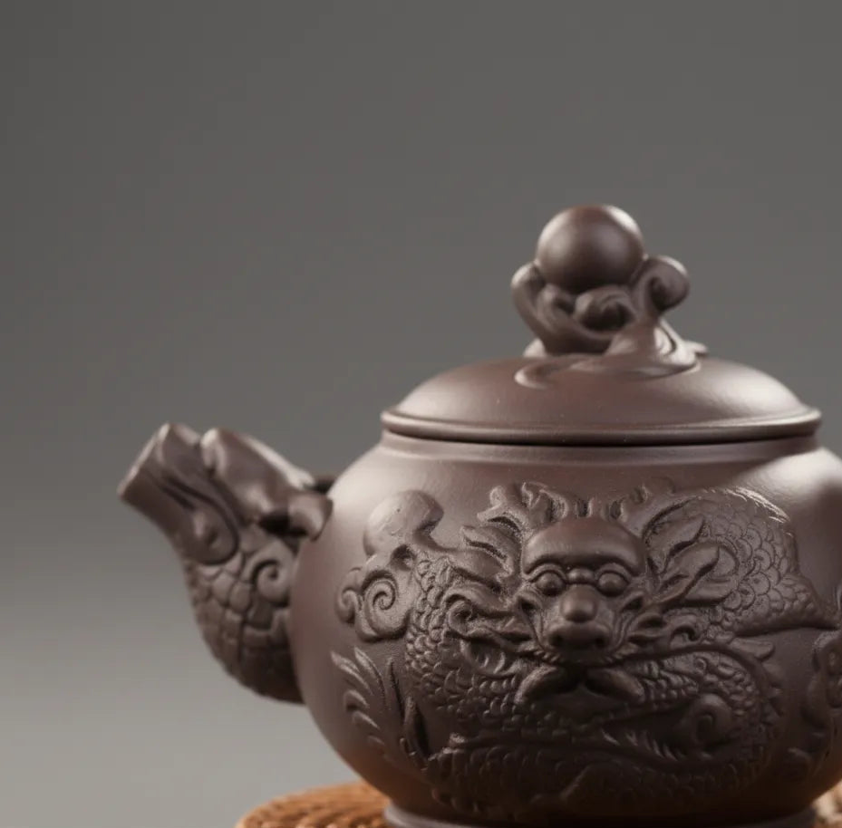 Théière Japonaise Dragon 900ml– Céramique Sculptée