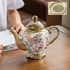 Théière Anglaise Dorée à Motifs Floraux Impériaux 900 ml